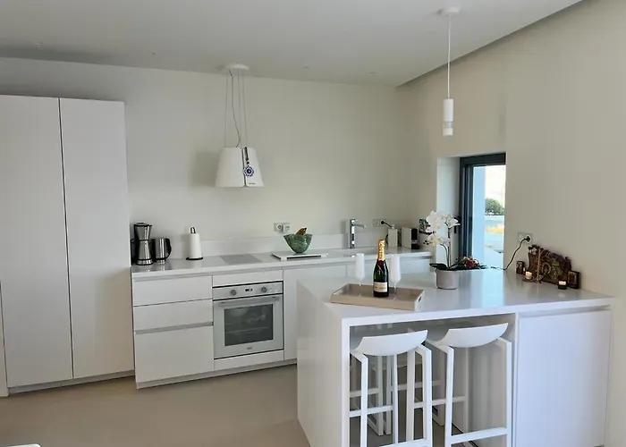 Villa Zelos Milos Pollonia