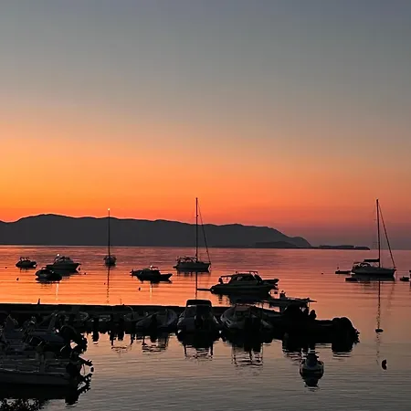 Βίλα Zelos Milos